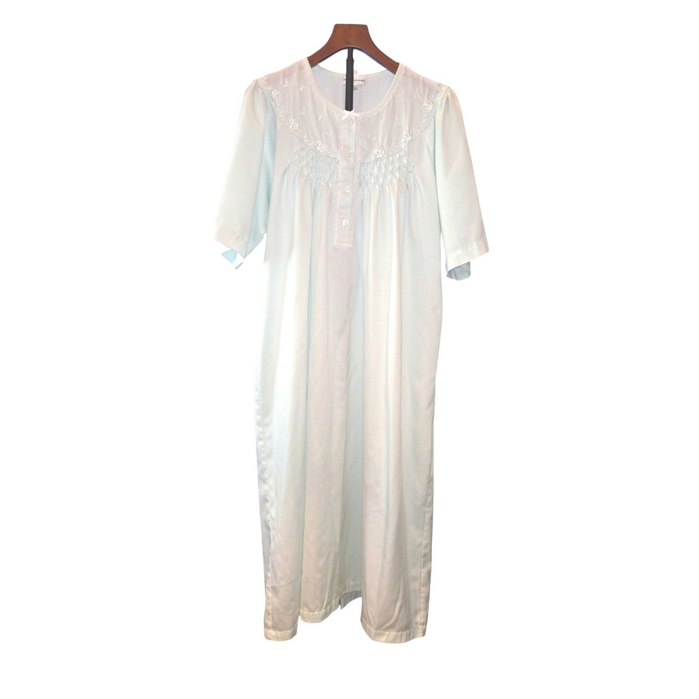 Miss Elaine Nightgown Womens Large‎ Mint Green Floral Embroidered Smocked 586103